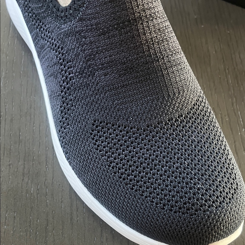 Women’s size 10 Skechers Black Knit Sway Slip-On Shoes brand new NTW - Picture 4 of 11